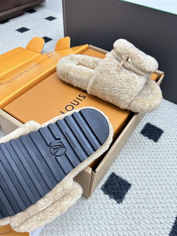 20251128184533838 300